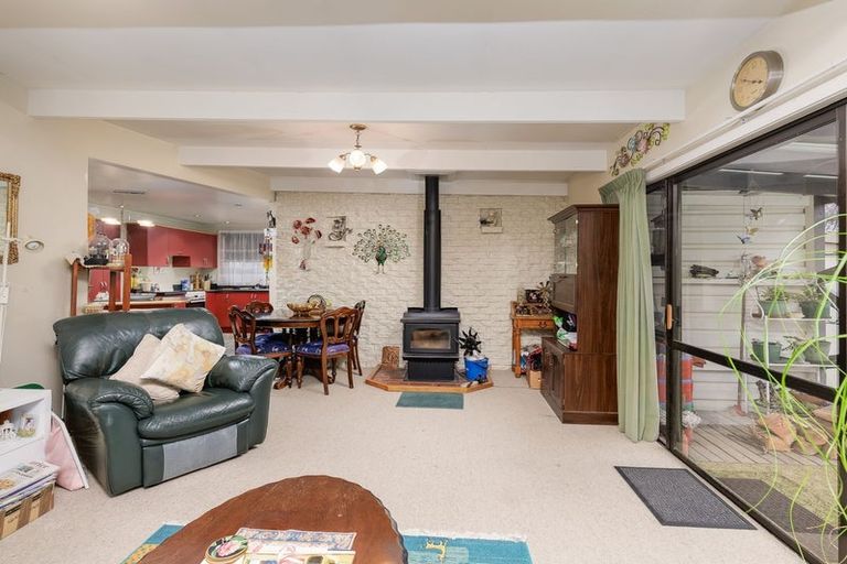 Photo of property in 8 Moorhouse Street, Waimate, 7924