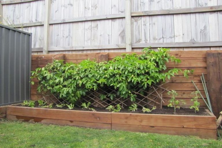 Photo of property in 16 Bridle Way, Omokoroa, 3114