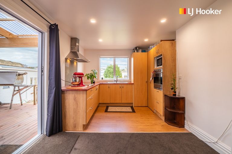 Photo of property in 23 Law Street, Caversham, Dunedin, 9012