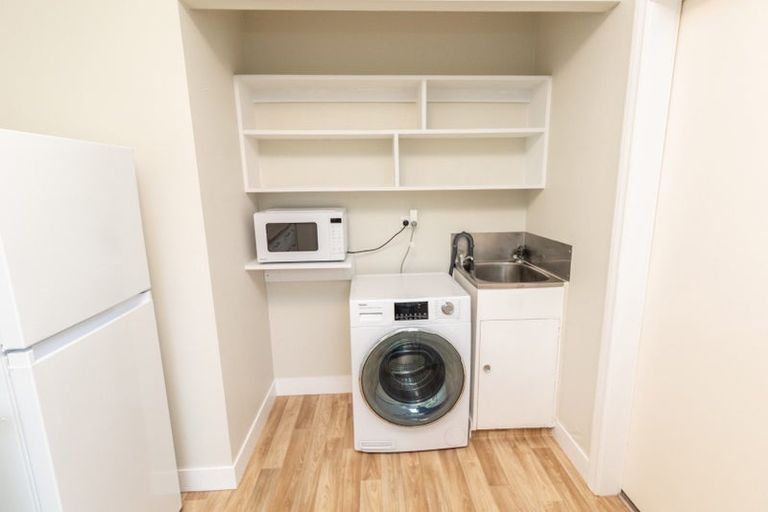 Photo of property in 51c Ludlam Crescent, Woburn, Lower Hutt, 5010