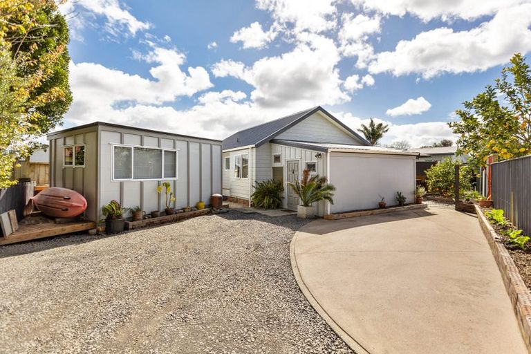 Photo of property in 7b Laura Place, Whitianga, 3510