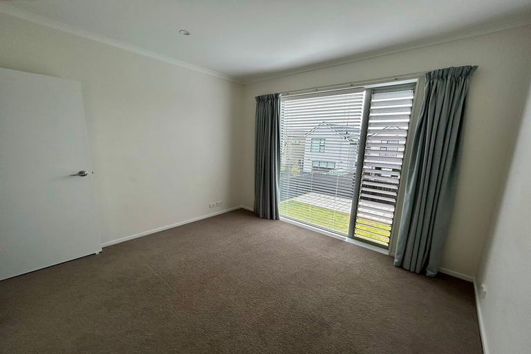 Photo of property in 24 Plover Road, Hobsonville, Auckland, 0616