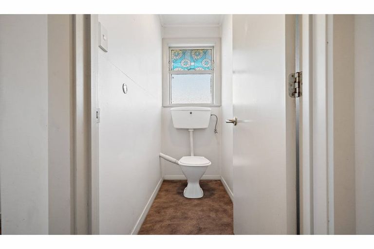 Photo of property in 23 James Drive, Woodend, 7610