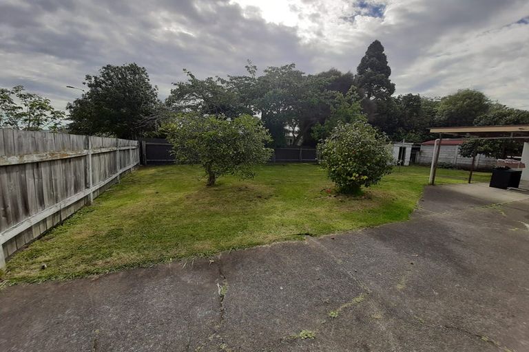 Photo of property in 14 Waterloo Crescent, Hokowhitu, Palmerston North, 4410