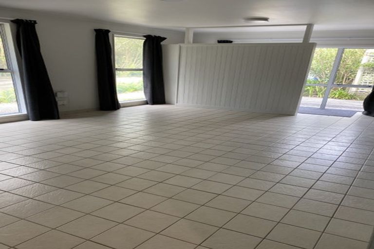 Photo of property in 13 Matai Road, Raumati South, Paraparaumu, 5032