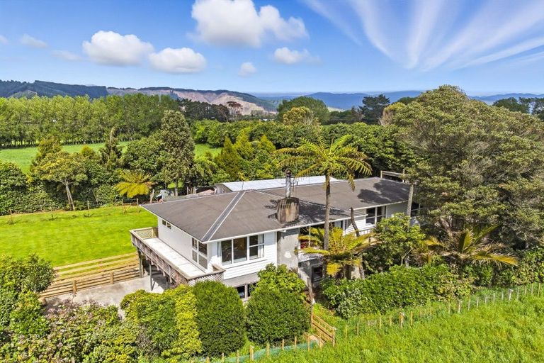 Photo of property in 74 Arapaepae Road, Levin, 5510