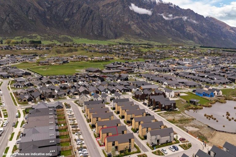 Photo of property in 62 Casterway Crescent, Jacks Point, 9371