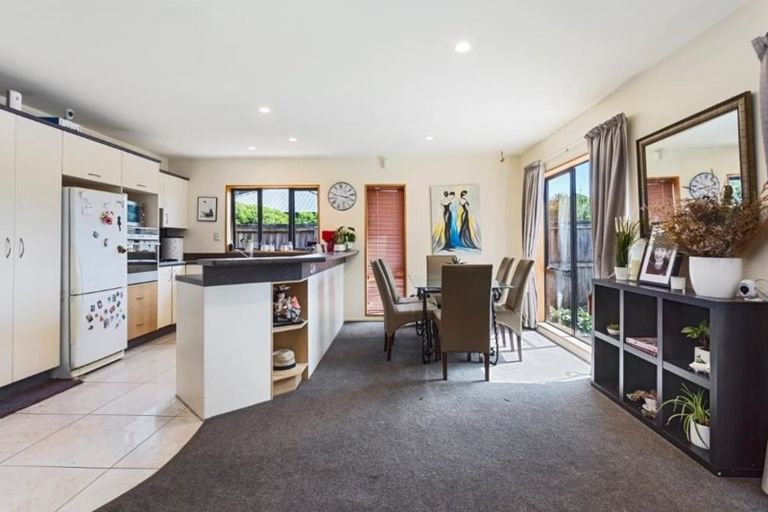 Photo of property in 1/111 Lincoln Road, Addington, Christchurch, 8024