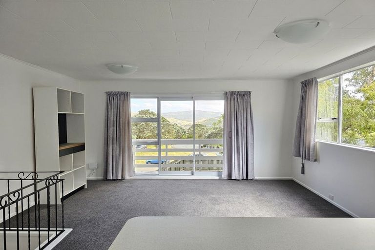 Photo of property in 2/196 Helston Road, Paparangi, Wellington, 6037