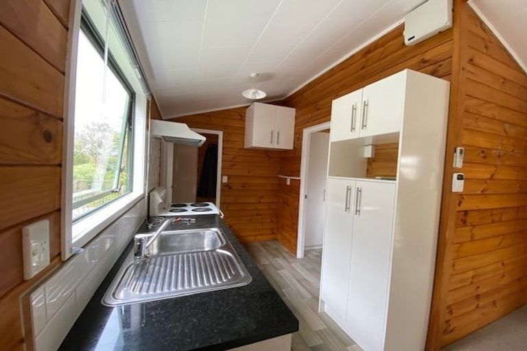 Photo of property in 30 Leaver Place, Weymouth, Auckland, 2103