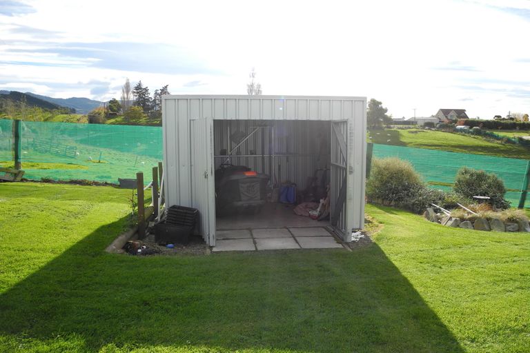 Photo of property in 151 Garlands Road, Waimate, 7979