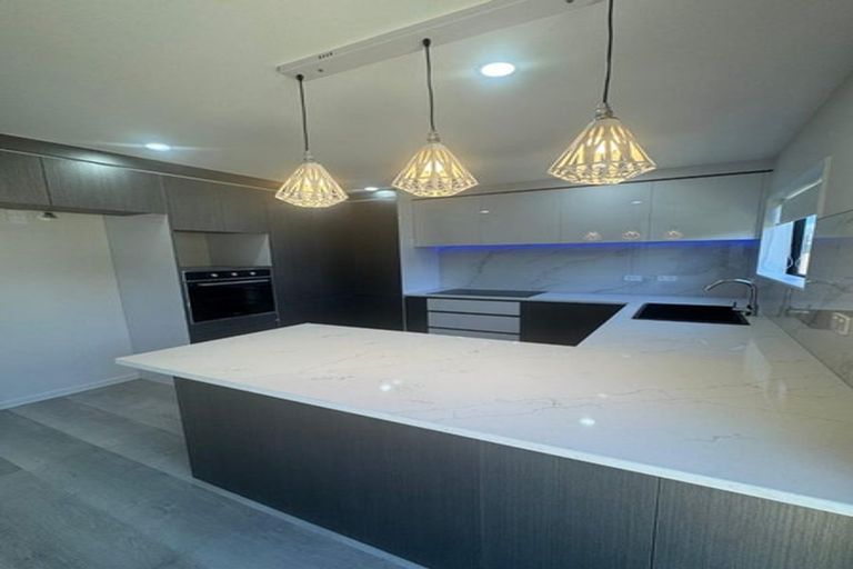 Photo of property in 35 Wai Iti Place, Clendon Park, Auckland, 2103