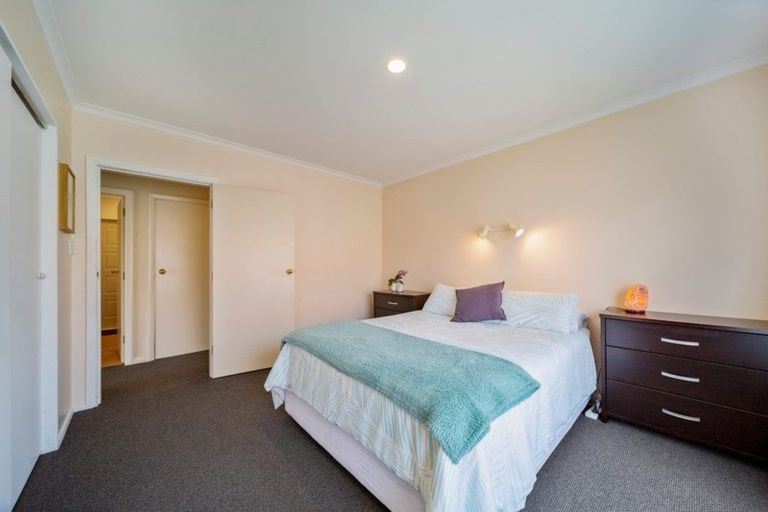 Photo of property in 50 Lismore Street, Merrilands, New Plymouth, 4312