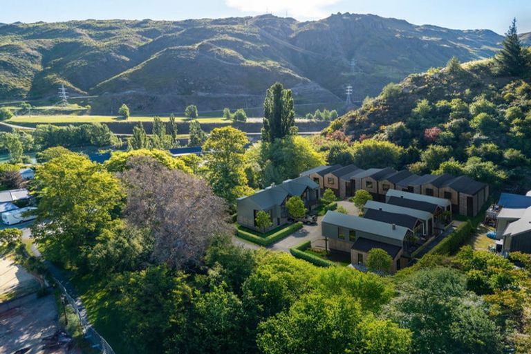 Photo of property in 3 Holloway Street, Clyde, 9330