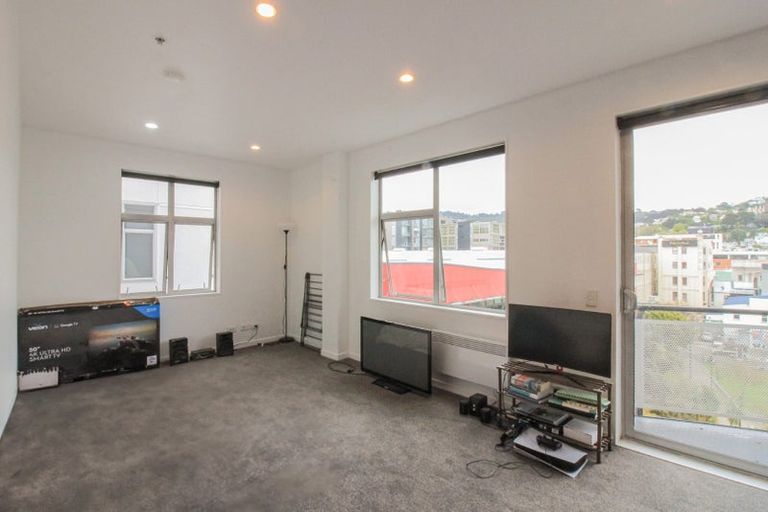 Photo of property in City Lodge, 604/115 Vivian Street, Te Aro, Wellington, 6011