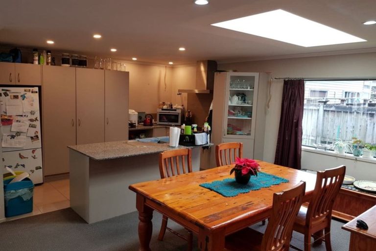 Photo of property in 19 Willowgrange Place, Pukekohe, 2120