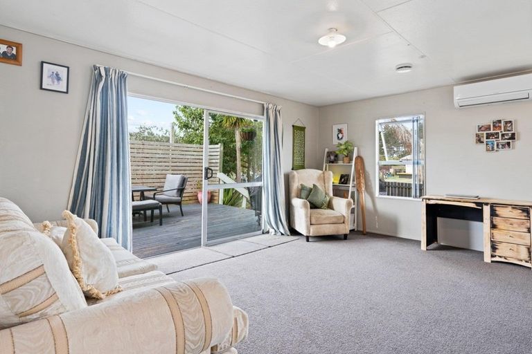 Photo of property in 8 Kuparu Place, Ruakaka, 0116