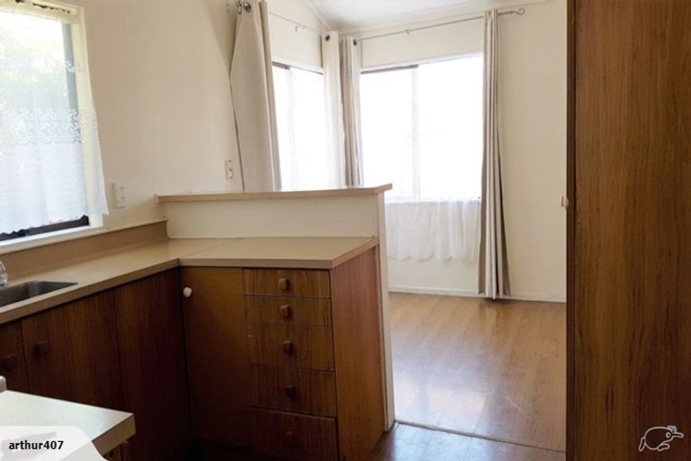 Photo of property in 1/8 Greenstone Place, Clover Park, Auckland, 2019