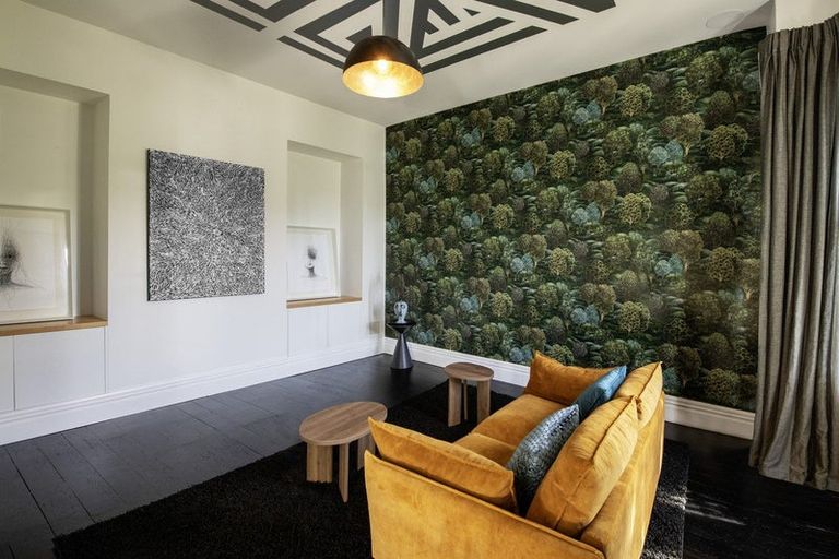 Photo of property in 15 Park Street, Thorndon, Wellington, 6011