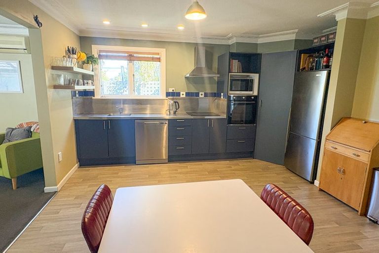 Photo of property in 102 Rose Street, Somerfield, Christchurch, 8024