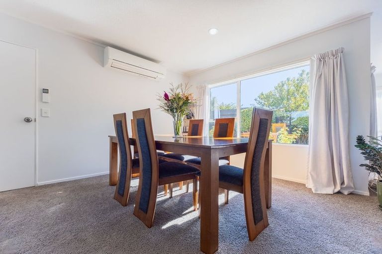 Photo of property in 5 Beachwater Grove, Paraparaumu Beach, Paraparaumu, 5032