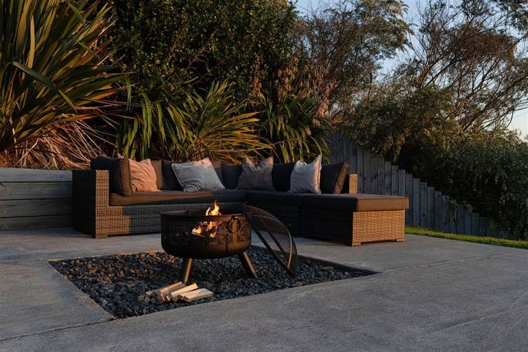 Photo of property in 10 Aqua Way, Paraparaumu, 5032