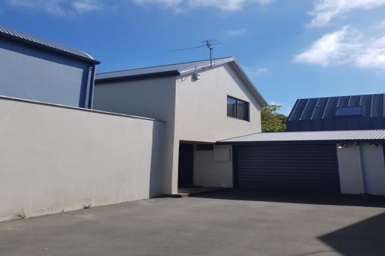 Photo of property in 2/3 Melrose Street, Christchurch Central, Christchurch, 8013