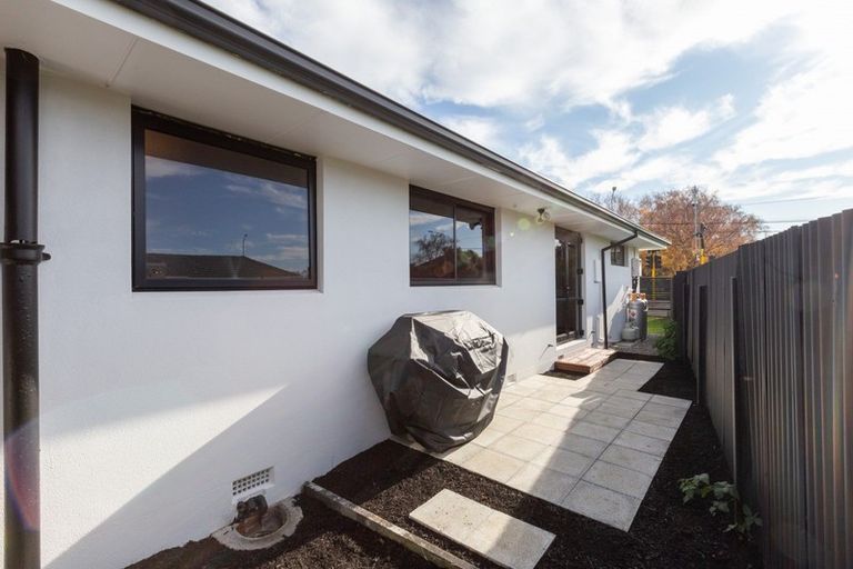 Photo of property in 92 Sparks Road, Hoon Hay, Christchurch, 8025