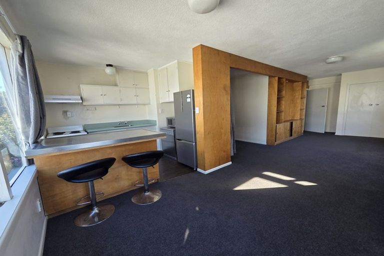 Photo of property in Churchill Flats, 213 The Terrace, Wellington Central, Wellington, 6011