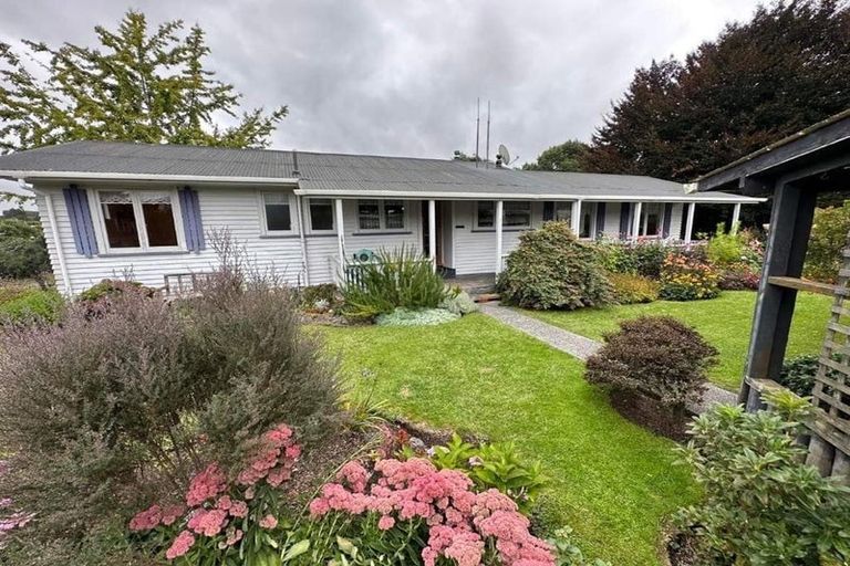 Photo of property in 71 Golf Road, Taumarunui, 3920