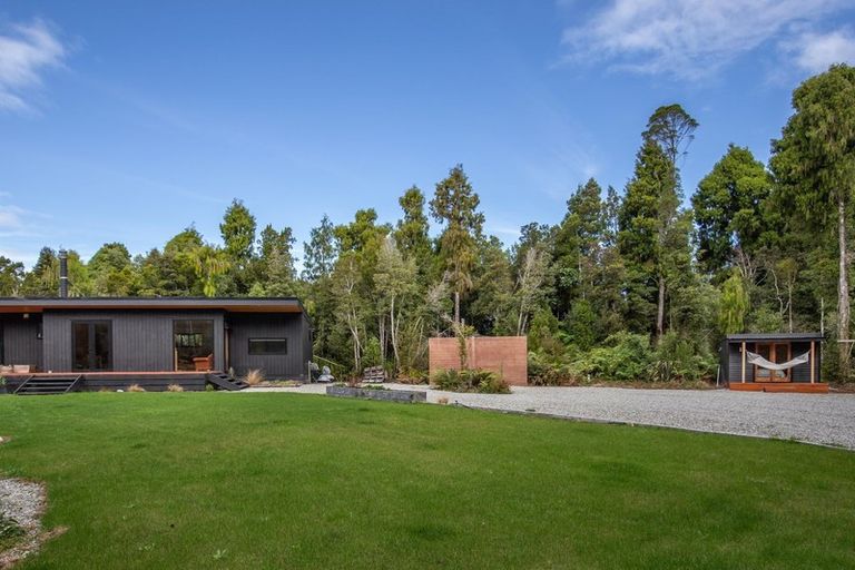 Photo of property in 1 Jackson Place, Kumara Junction, Hokitika, 7882
