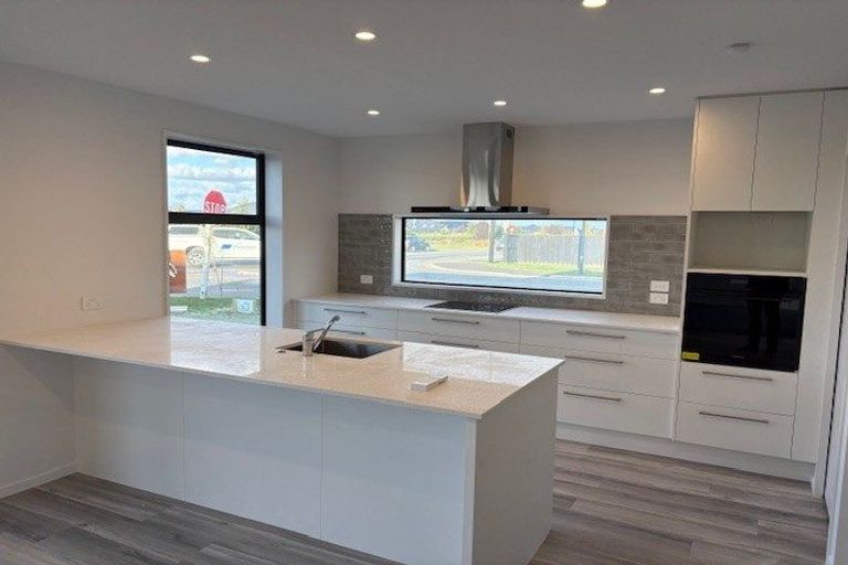 Photo of property in 2 Dynes Road, Rolleston, 7615