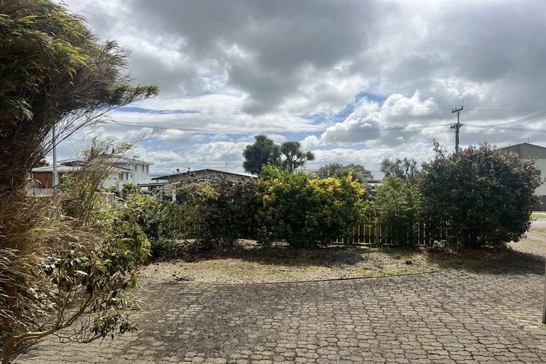 Photo of property in 24 Moana Street, Riverton/aparima, Riverton, 9822
