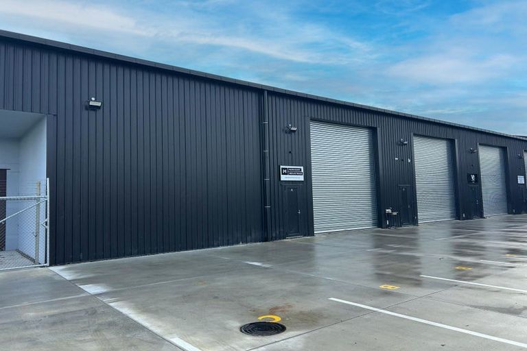 Photo of property in 11 Woodward Street West, Featherston, 5710