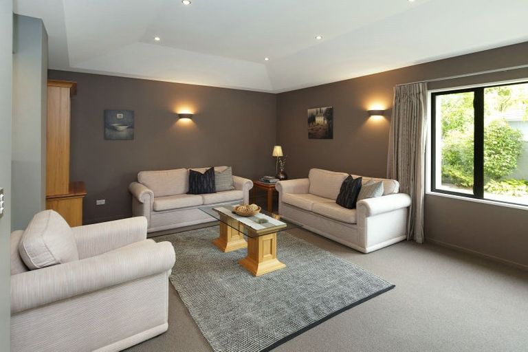 Photo of property in 8 Applecross Lane, Harewood, Christchurch, 8051