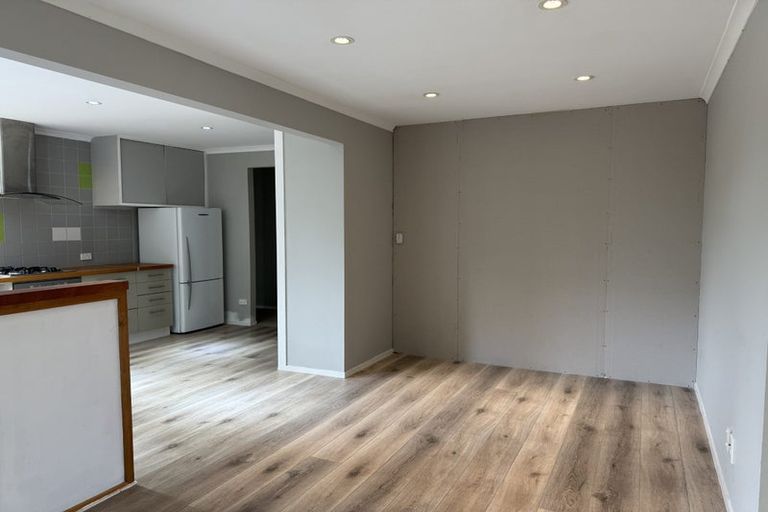 Photo of property in 32 Aliford Avenue, One Tree Hill, Auckland, 1061