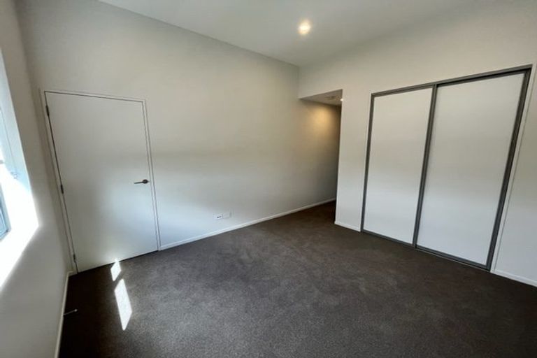 Photo of property in 21 Orona Place, Takanini, 2112