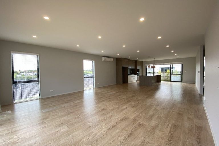 Photo of property in 20 Kiwa Crescent, Gulf Harbour, Whangaparaoa, 0930