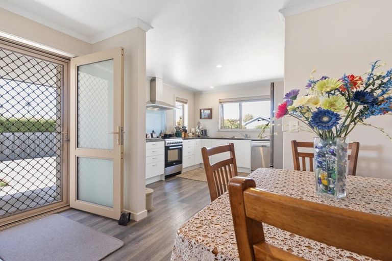 Photo of property in 71 Muller Road, Blenheim, 7201