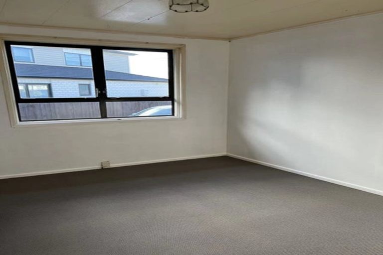 Photo of property in 18 James Street, Mangere East, Auckland, 2024