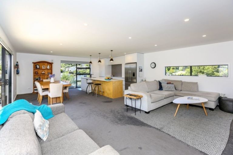 Photo of property in 51 Poplar Grove, Whalers Gate, New Plymouth, 4310