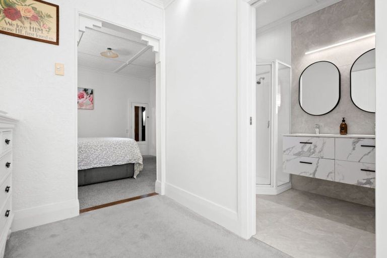 Photo of property in 2 Saint Olpherts Avenue, Hamilton East, Hamilton, 3216