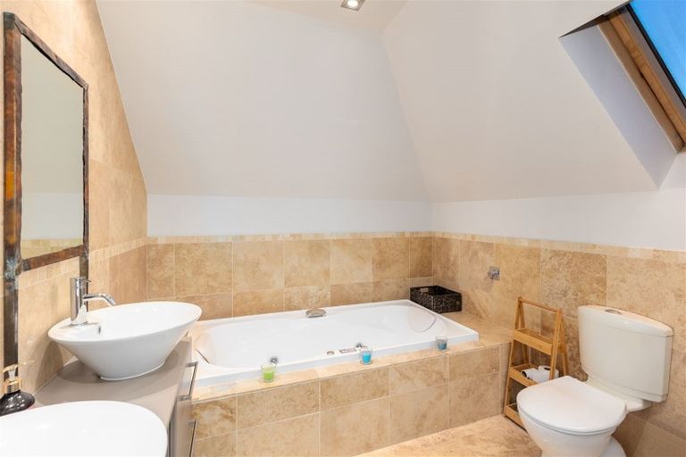 Photo of property in 562a Bower Avenue, Parklands, Christchurch, 8083