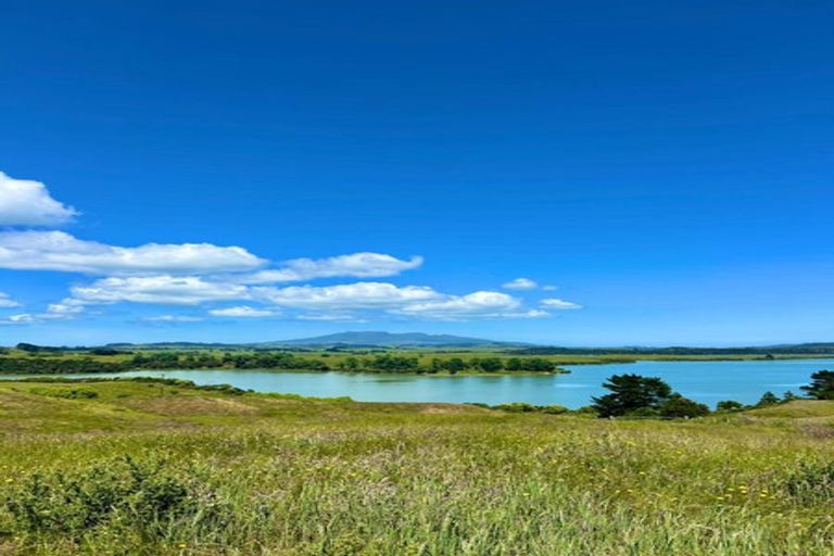 Photo of property in 462 Ohautira Road, Raglan, 3295