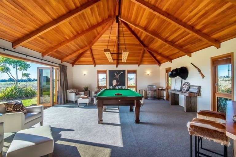 Photo of property in 273 Forestry Road, Waitoki, Kaukapakapa, 0871