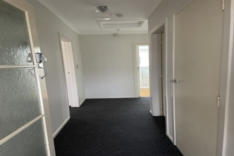 Photo of property in 79 Wai-iti Crescent, Woburn, Lower Hutt, 5010