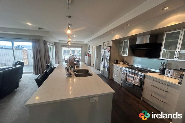 Photo of property in 23 Mokihi Gardens, Hillmorton, Christchurch, 8024