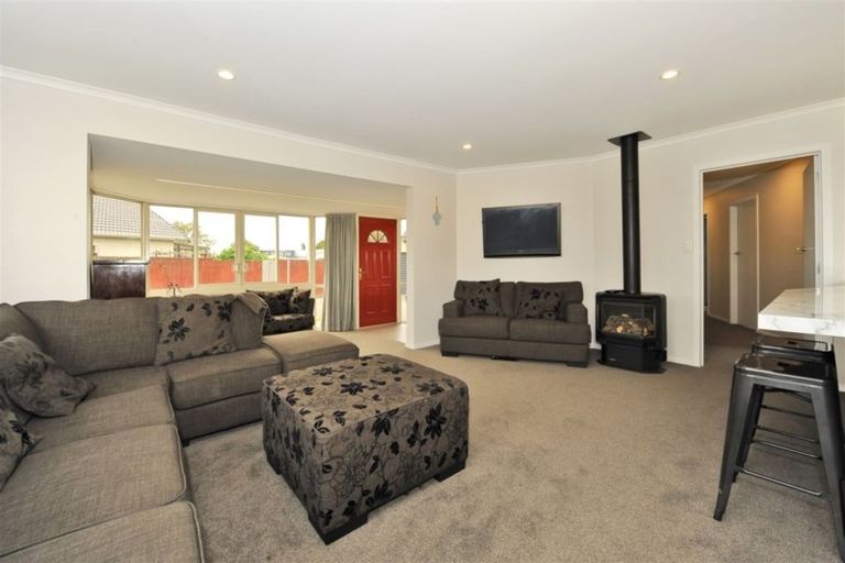 Photo of property in 62 Trevor Street, Hornby, Christchurch, 8042