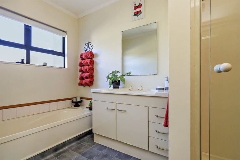 Photo of property in 54a Elbourne Street, Taradale, Napier, 4112