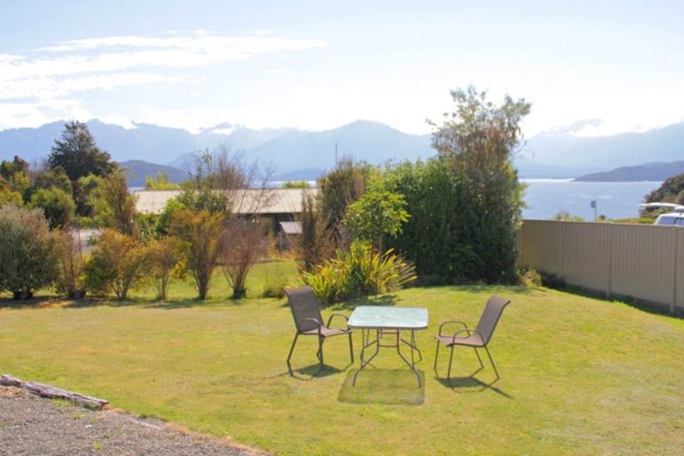 Photo of property in 7a Waiau Street, Manapouri, 9679